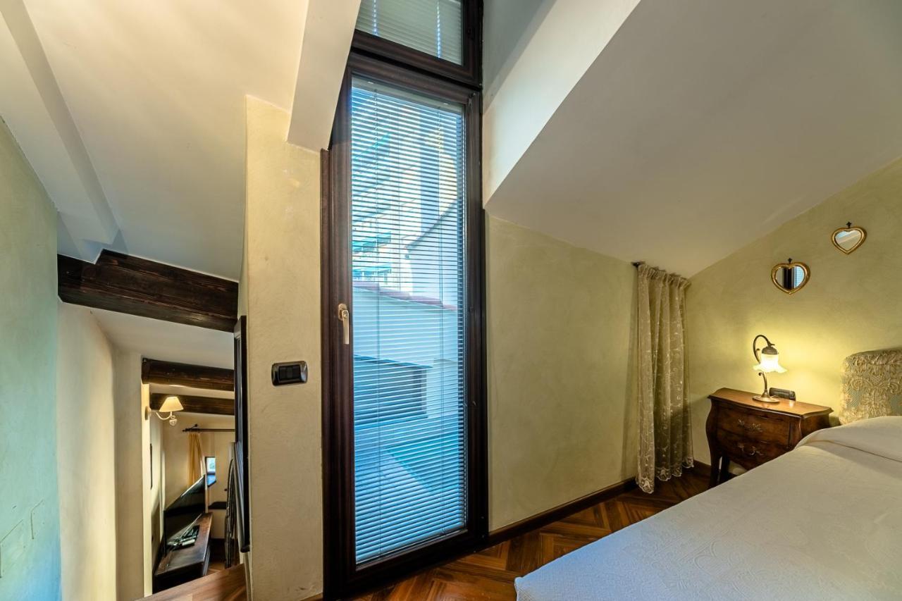 Dimora Lucrezia Apartment Savona Ngoại thất bức ảnh