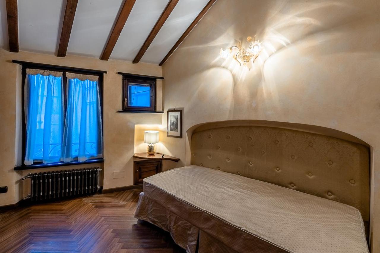 Dimora Lucrezia Apartment Savona Ngoại thất bức ảnh
