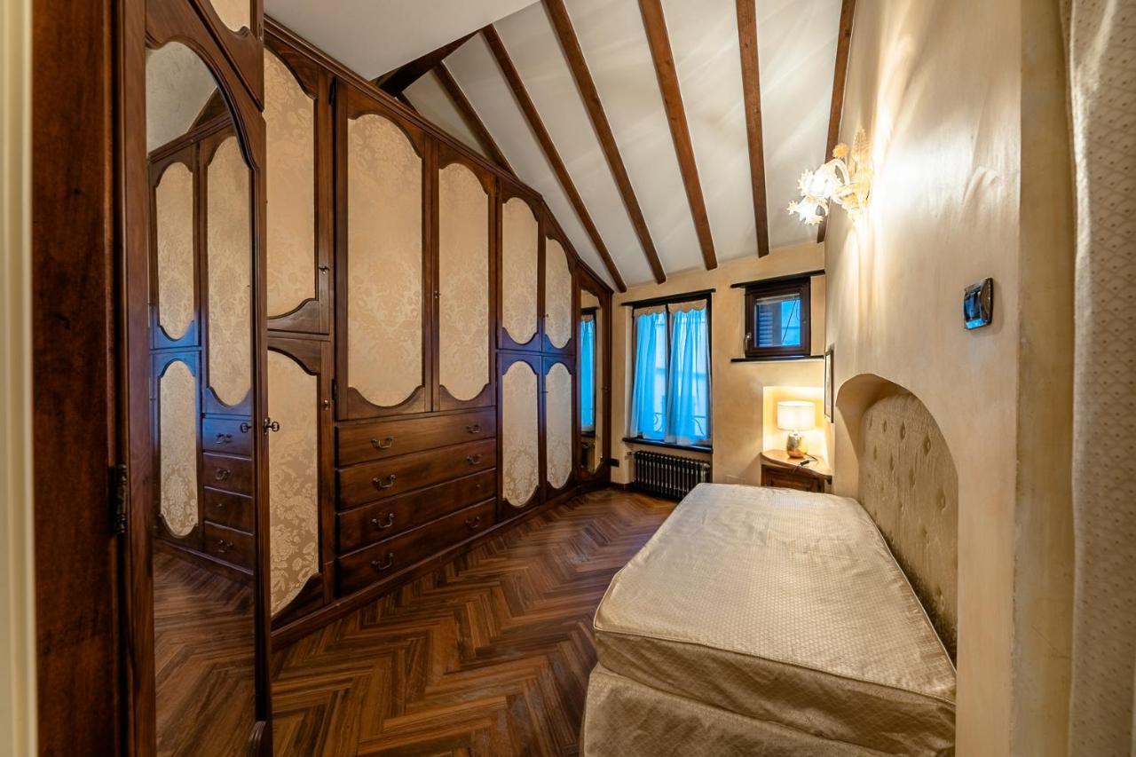 Dimora Lucrezia Apartment Savona Ngoại thất bức ảnh